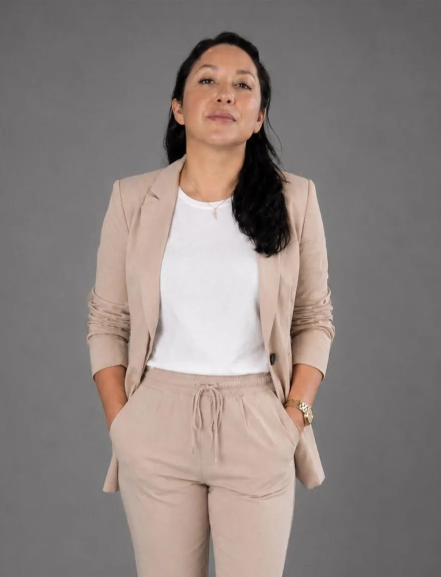 Mtra. Arlette Flores Salgado
