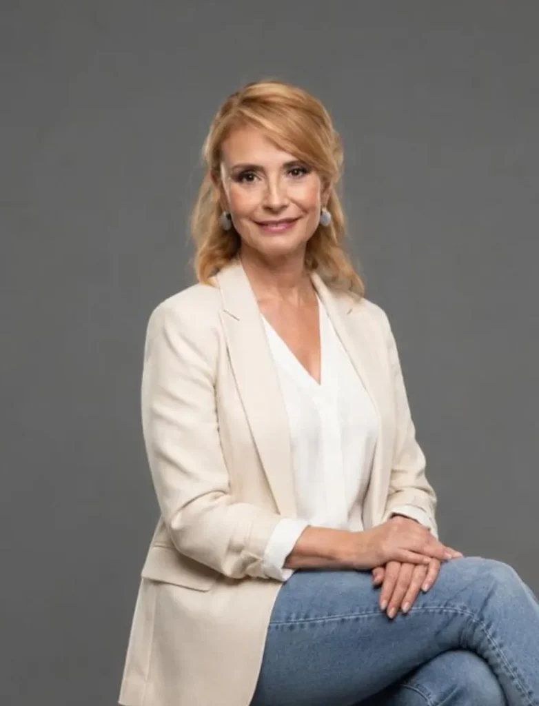 Mtra. Claudia Peñalosa Ávila